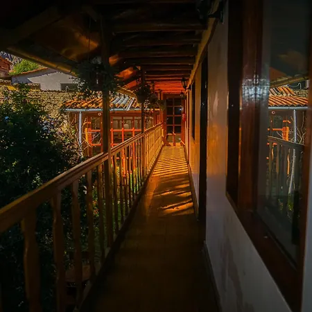 Casa De Ollanta Byb