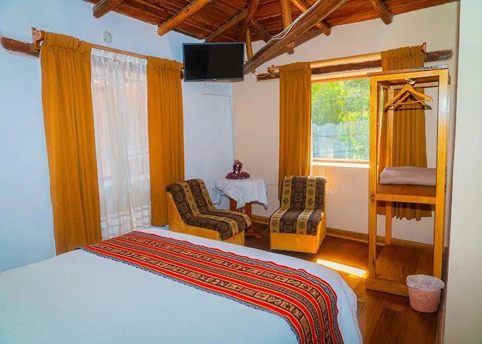 Casa De Ollanta 3*