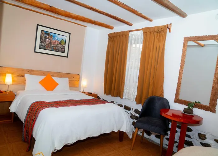 Casa De Ollanta Acomodação com café da manhã  3*